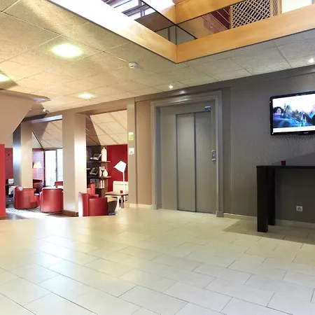מלון Campanile Purpan 3*